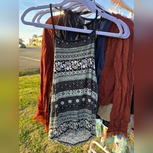 American Eagle Outfitters Black and White Halter Top